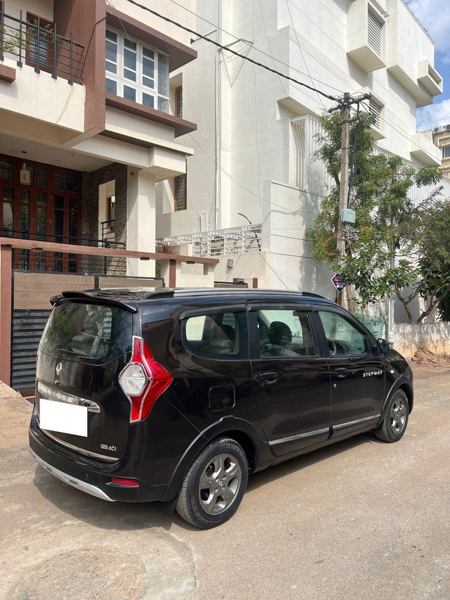 Second-hand 2015 Renault Lodgy 85PS RxZ for sale in Bangalore-2