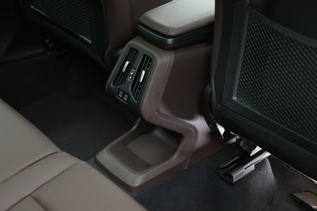 Second-hand 2024 BMW X1 sDrive18i M Sport for sale in Gurgaon-14