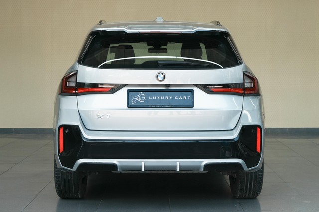 Second-hand 2024 BMW X1 sDrive18i M Sport for sale in Gurgaon-3