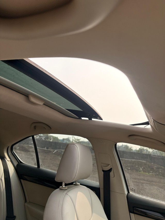 Second-hand 2017 Skoda Octavia Style Plus 2.0 TDI AT for sale in Raipur-7