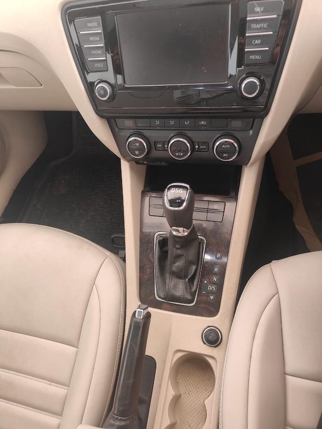 Second-hand 2017 Skoda Octavia Style Plus 2.0 TDI AT for sale in Raipur-5