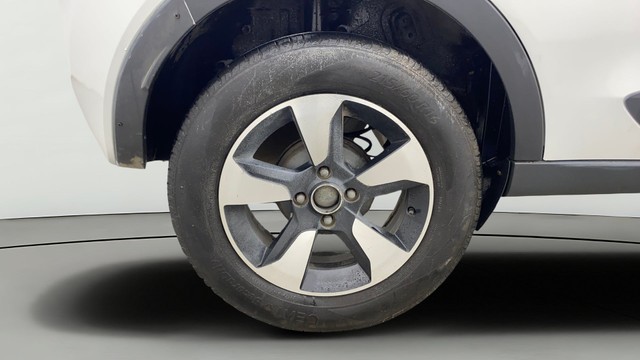 Tata Nexon 1.2 Revotron XZA Plus DualTone Second-hand 2019 Tata Nexon 1.2 Revotron XZA Plus DualTone for sale in Chennai-28