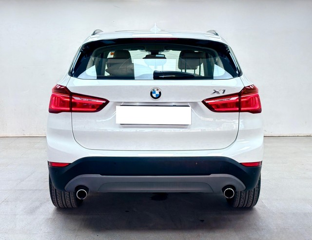 Second-hand 2016 BMW X1 sDrive 20d Sportline for sale in Pune-2