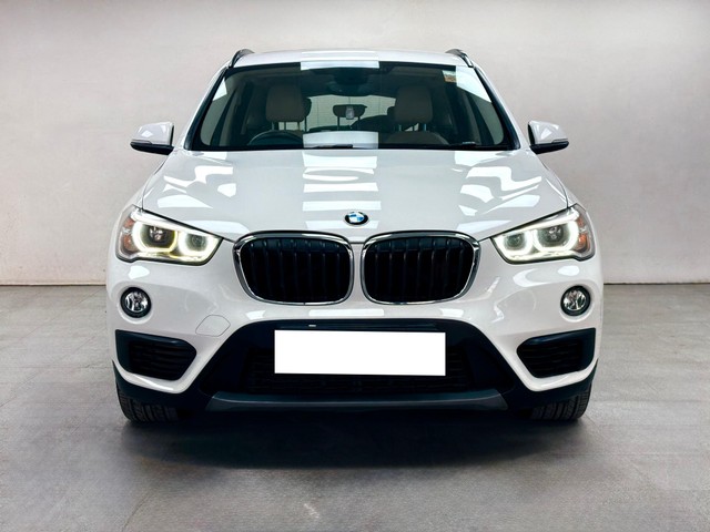Second-hand 2016 BMW X1 sDrive 20d Sportline for sale in Pune-5