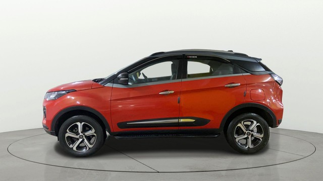 Tata Nexon XZ Plus DualTone Roof Second-hand 2021 Tata Nexon XZ Plus DualTone Roof for sale in Surat-17