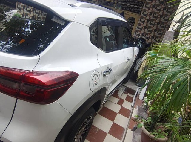 Second-hand 2022 Nissan Magnite XE BSVI for sale in Jammu-4