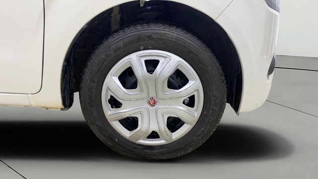 Second-hand 2021 Maruti Wagon R VXI for sale in Ahmedabad-23