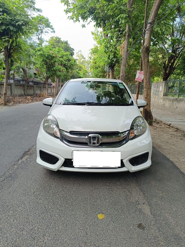 Second-hand 2017 Honda Amaze S i-VTEC for sale in New Delhi-5