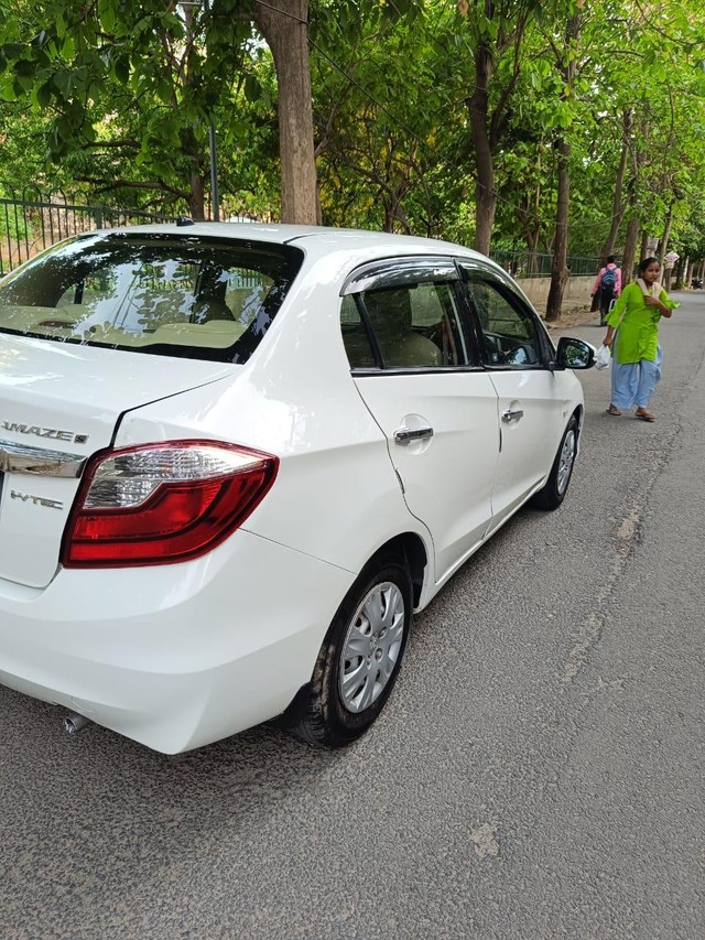 Second-hand 2017 Honda Amaze S i-VTEC for sale in New Delhi-7