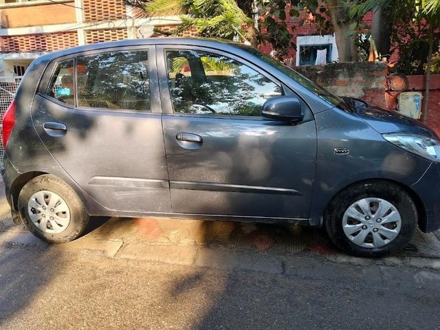 Second-hand 2012 Hyundai i10 Magna for sale in Chandigarh