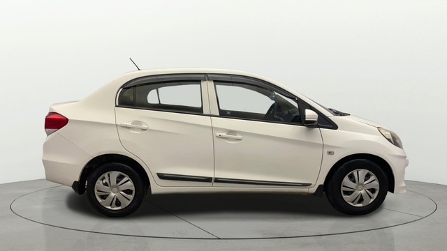 Second-hand 2015 Honda Amaze E i-Vtech for sale in Kochi-1