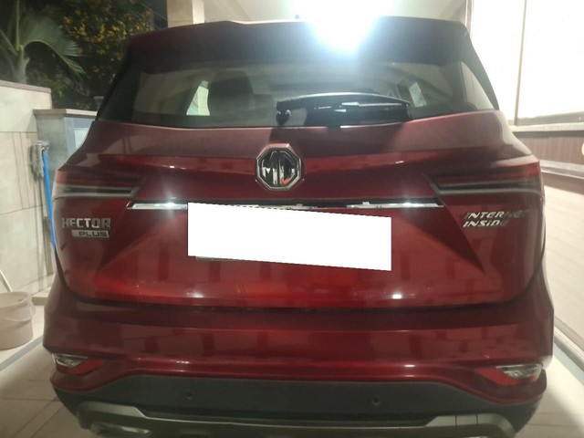 Second-hand 2020 MG Hector Plus Sharp DCT for sale in Secunderabad-8