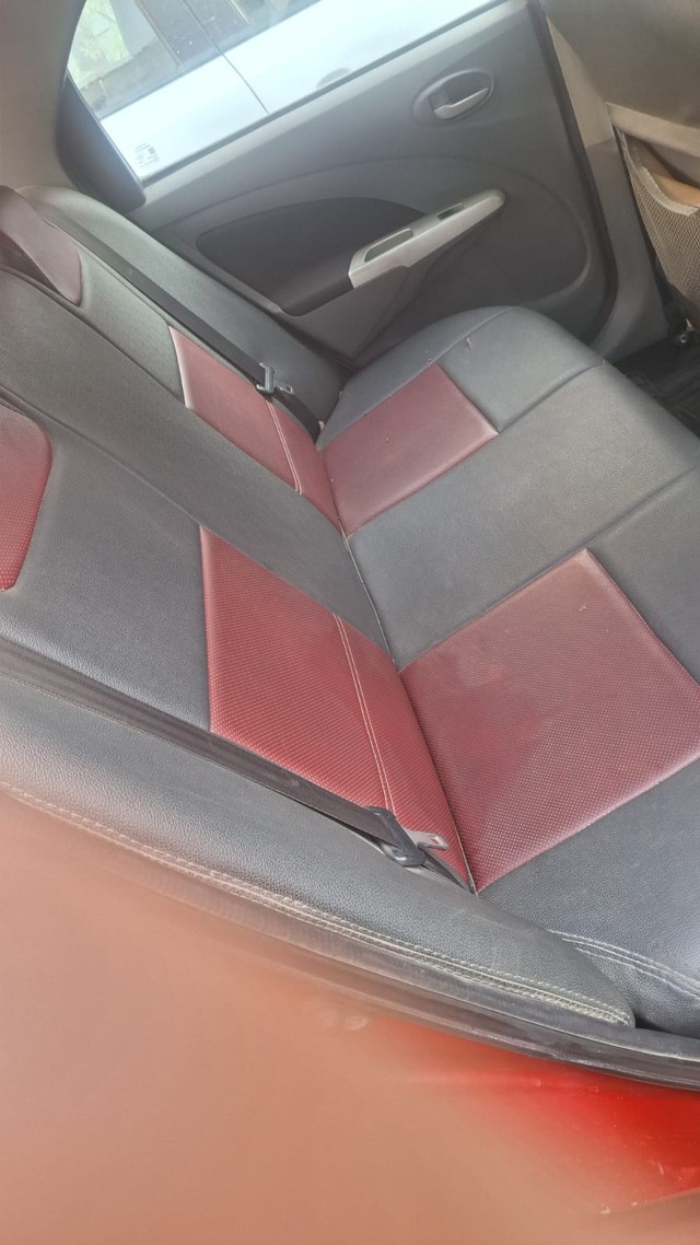 Second-hand 2011 Toyota Etios VX for sale in New Delhi-4