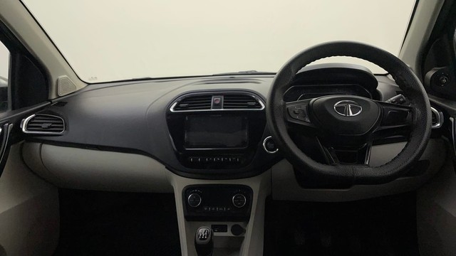 Second-hand 2022 Tata Tigor XZ Plus CNG BSVI for sale in Bangalore-11