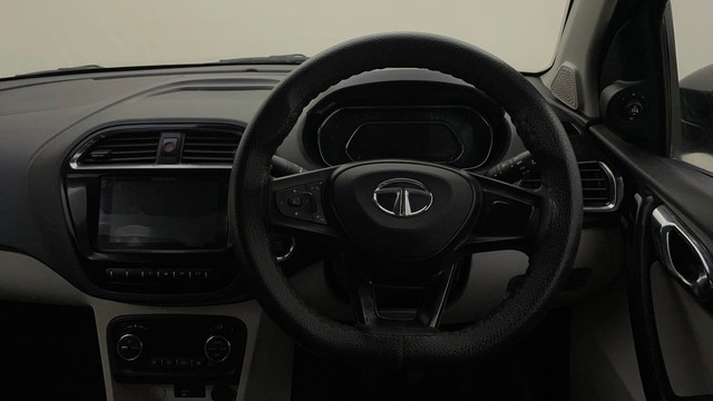 Second-hand 2022 Tata Tigor XZ Plus CNG BSVI for sale in Bangalore-35