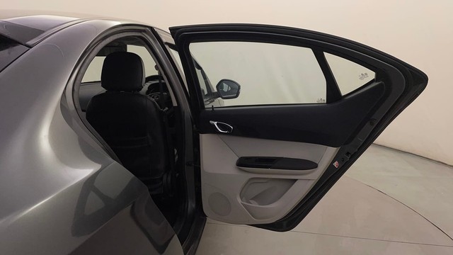 Second-hand 2022 Tata Tigor XZ Plus CNG BSVI for sale in Bangalore-31