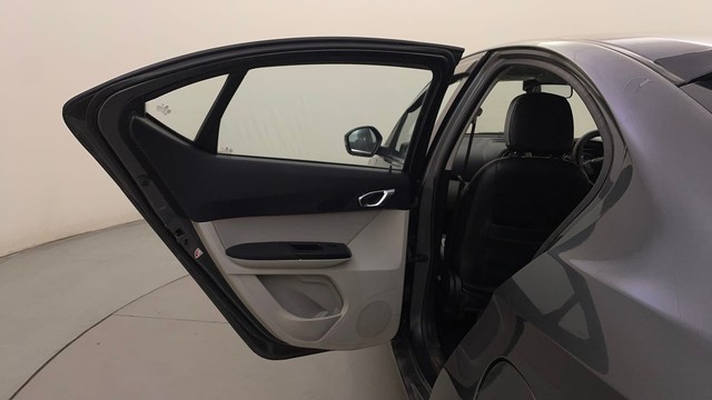 Second-hand 2022 Tata Tigor XZ Plus CNG BSVI for sale in Bangalore-37