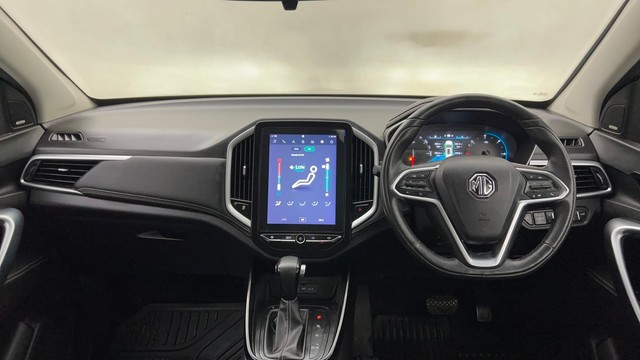 Second-hand 2020 MG Hector Sharp DCT for sale in Mumbai-11