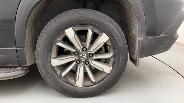 Second-hand 2020 MG Hector Sharp DCT for sale in Mumbai-19