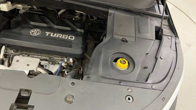 Second-hand 2020 MG Hector Sharp DCT for sale in Mumbai-31