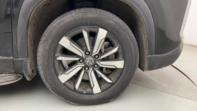 Second-hand 2020 MG Hector Sharp DCT for sale in Mumbai-17