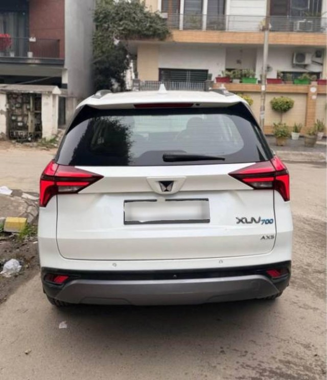 Second-hand 2024 Mahindra XUV700 AX5 5Str Diesel AT for sale in Ludhiana-1