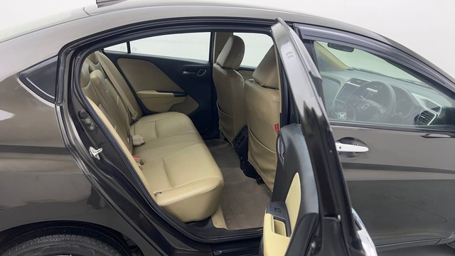 Second-hand 2018 Honda City V for sale in Ghaziabad-37