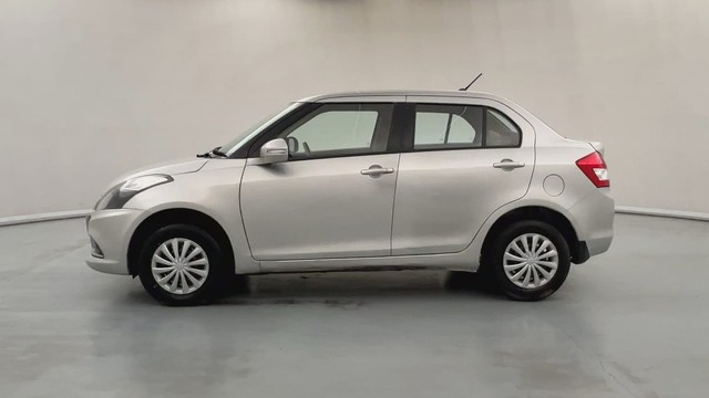 Second-hand 2016 Maruti Swift Dzire VDI for sale in Lucknow-6