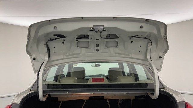 Second-hand 2016 Maruti Swift Dzire VDI for sale in Lucknow-36