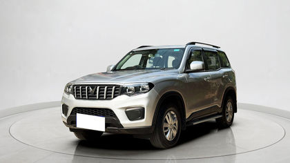 2024 Mahindra Scorpio N Z4