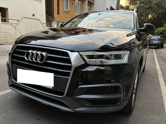Second-hand 2018 Audi Q3 30 TDI Premium FWD for sale in Bangalore-5