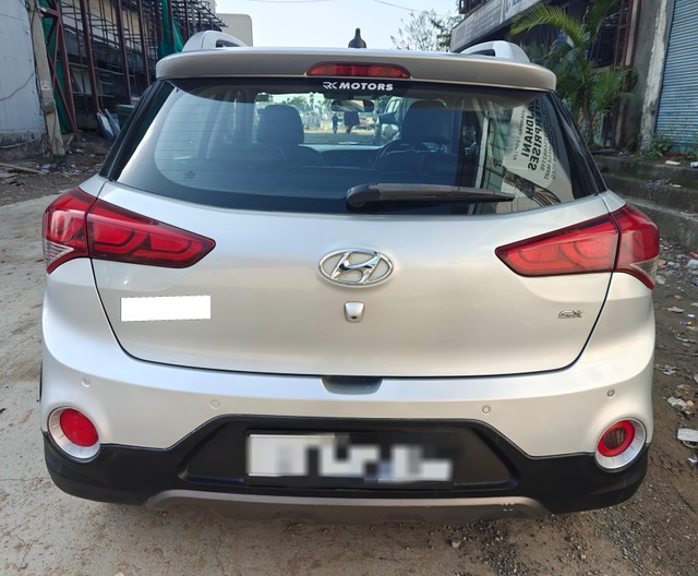 Hyundai i20 Active 1.2 SX Second-hand 2017 Hyundai i20 Active 1.2 SX for sale in Dehradun-0