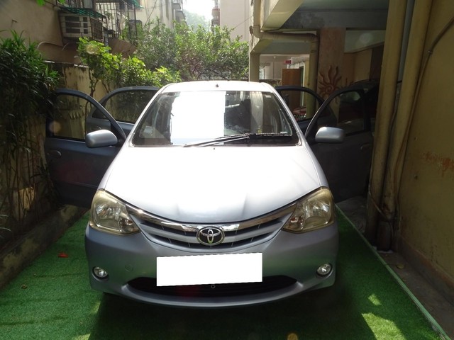 Second-hand 2011 Toyota Etios VX for sale in Kolkata-12
