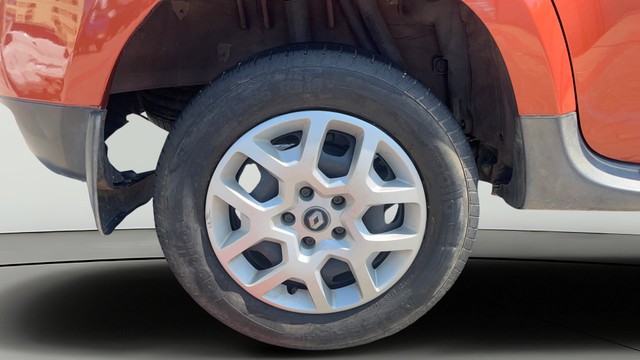 Second-hand 2021 Renault Duster RXS for sale in Coimbatore-27