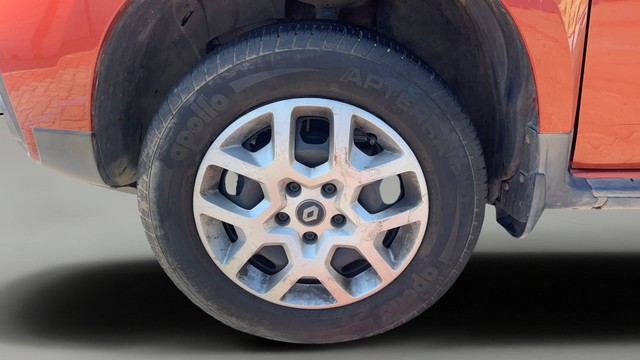 Second-hand 2021 Renault Duster RXS for sale in Coimbatore-29