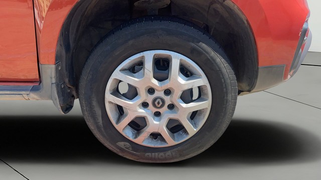 Second-hand 2021 Renault Duster RXS for sale in Coimbatore-26