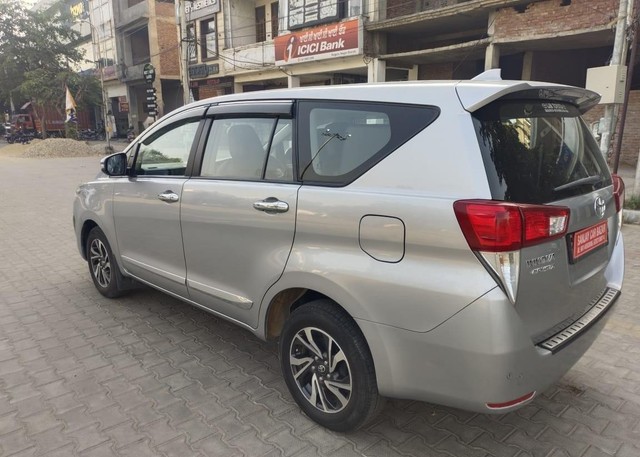 Second-hand 2022 Toyota Innova Crysta 2.4 G 7 STR for sale in Ludhiana-11