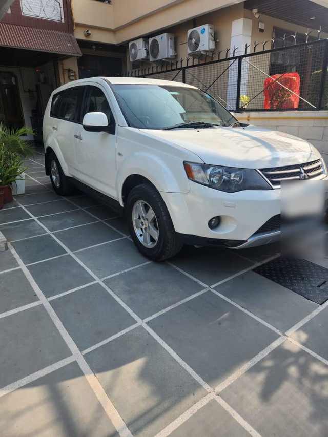 Mitsubishi Outlander 2.4 Second-hand 2009 Mitsubishi Outlander 2.4 for sale in Chandigarh-4