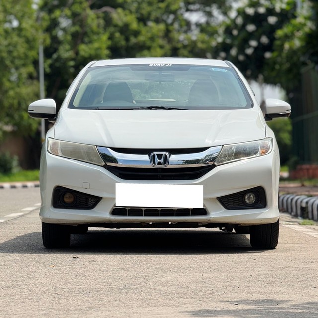Second-hand 2016 Honda City i VTEC CVT VX for sale in New Delhi-4