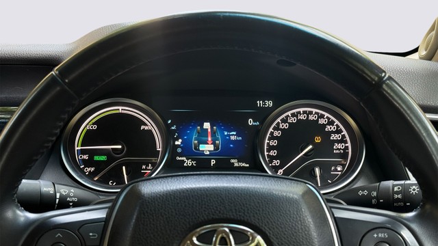 Second-hand 2023 Toyota Camry 2.5 Hybrid for sale in Gurgaon-6