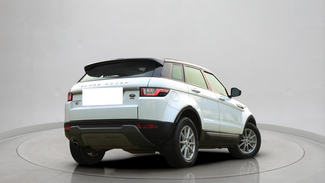 Second-hand 2016 Land Rover Range Rover Evoque 2.0 TD4 HSE for sale in Gurgaon-11