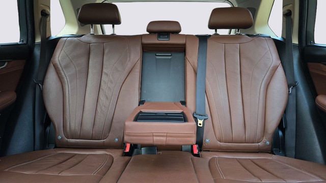 Second-hand 2017 BMW X5 xDrive 30d M Sport for sale in Gurgaon-7