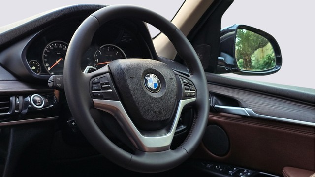 Second-hand 2017 BMW X5 xDrive 30d M Sport for sale in Gurgaon-14