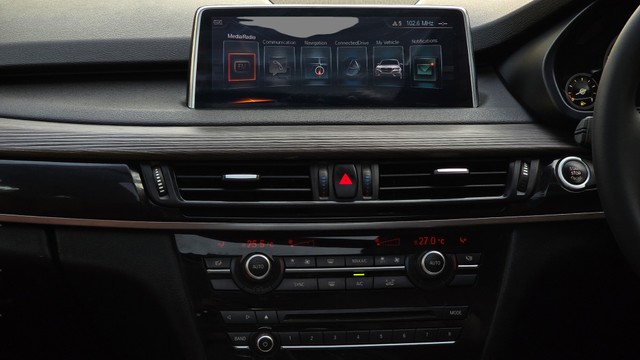 Second-hand 2017 BMW X5 xDrive 30d M Sport for sale in Gurgaon-11