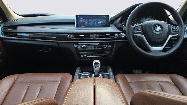 Second-hand 2017 BMW X5 xDrive 30d M Sport for sale in Gurgaon-13