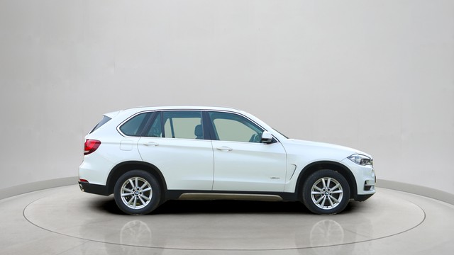 Second-hand 2014 BMW X5 xDrive 30d for sale in Gurgaon-1