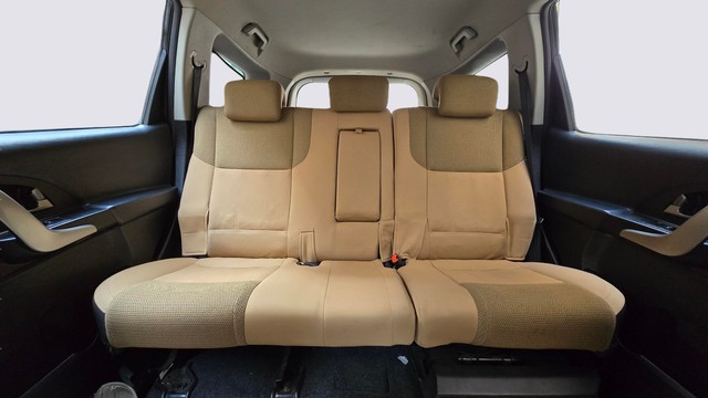 Second-hand 2018 Mahindra XUV500 W7 AT BSIV for sale in Gurgaon-6