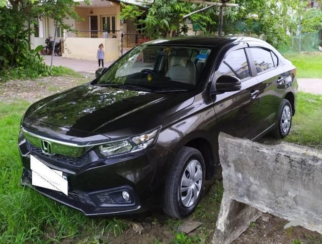 Second-hand 2021 Honda Amaze 2nd Gen S CVT BSVI for sale in Valsad-3