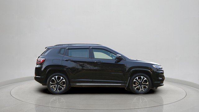 Second-hand 2022 Jeep Compass 2.0 Model S Opt 4x4 AT for sale in Gurgaon-1