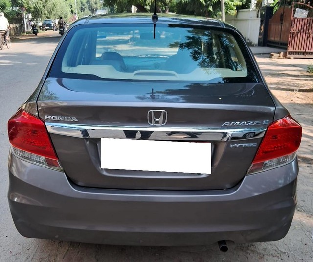 Second-hand 2014 Honda Amaze S i-Vtech for sale in Lucknow-2
